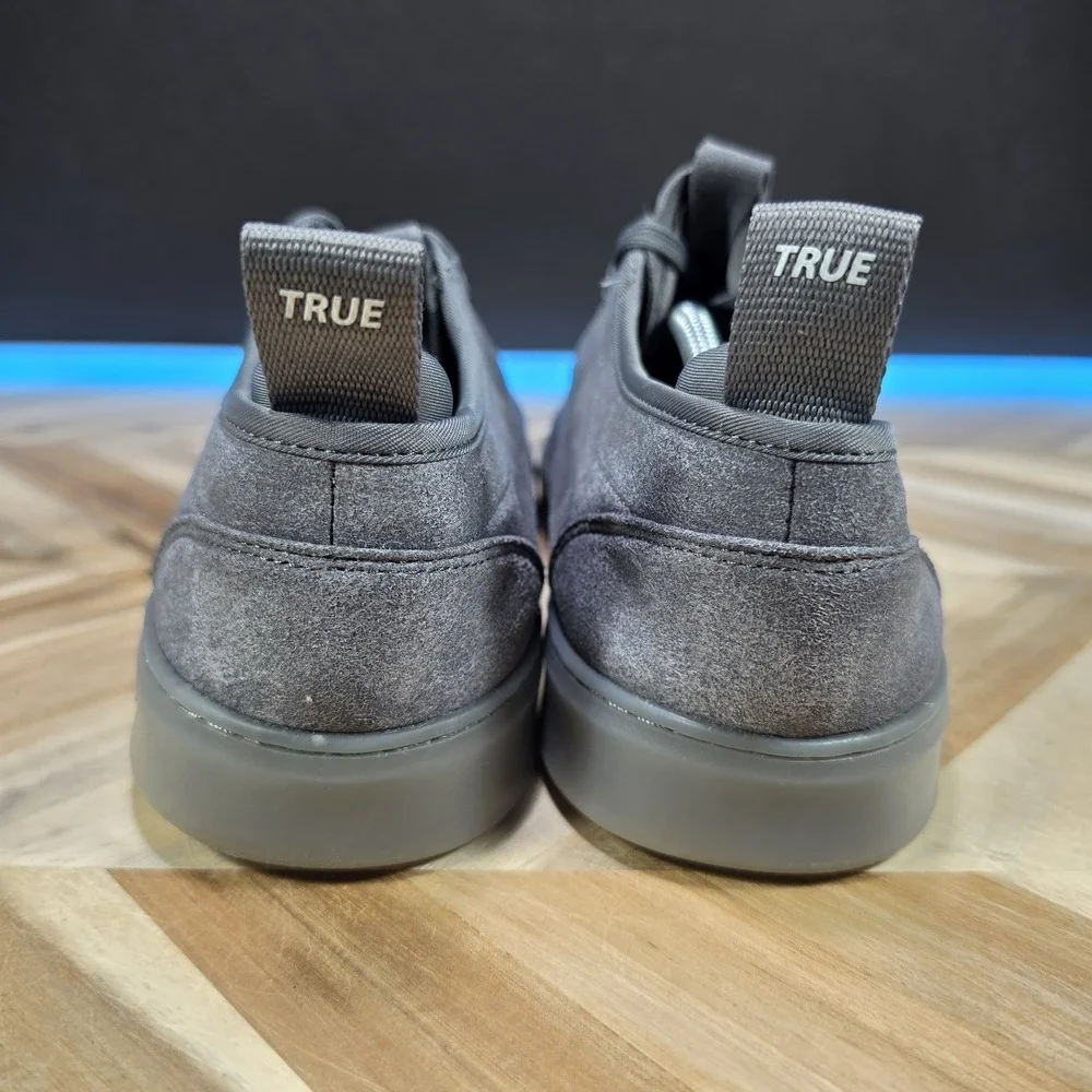 True Linkswear Future Staples FS-01 Golf Shoes Size 11.5 Gray Leather Spikeless